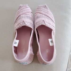 TOMS flats